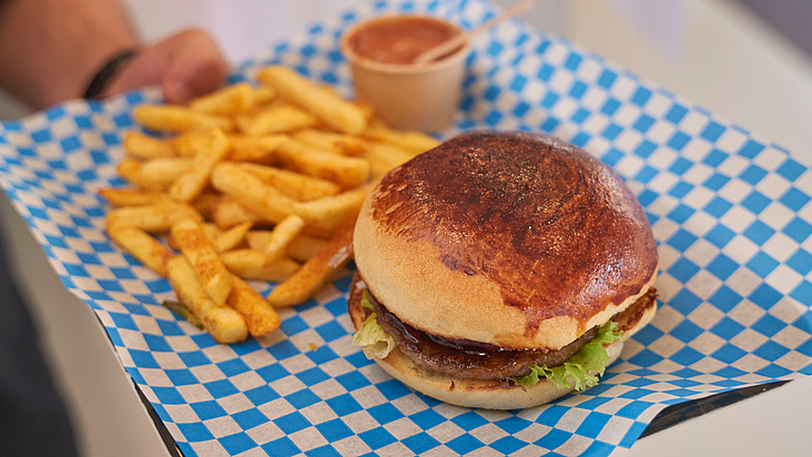 fi.ON Burger